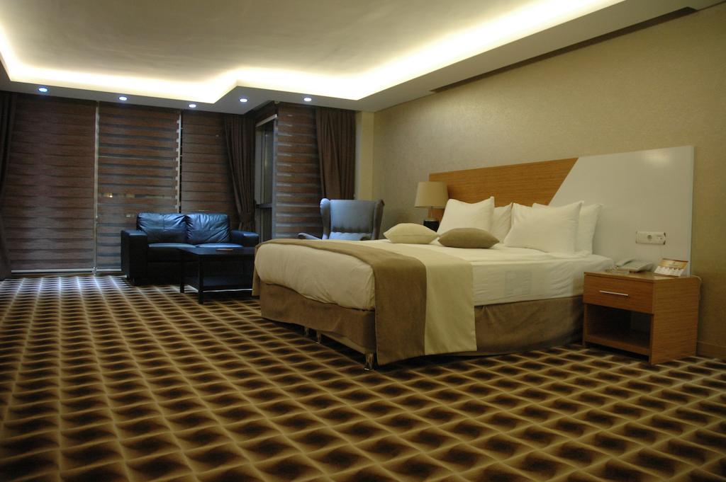 Way Hotel 伊兹密尔 外观 照片